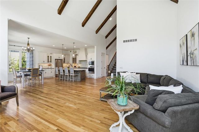 24739 W 92nd Street, Lenexa, KS 66227