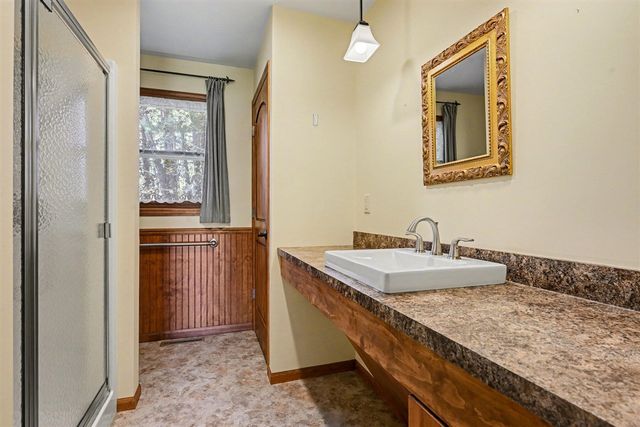 5976 Lake Street, Fennville, MI 49408