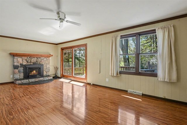 5976 Lake Street, Fennville, MI 49408