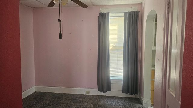 201 N Hinkley Avenue, Rockford, IL 61101