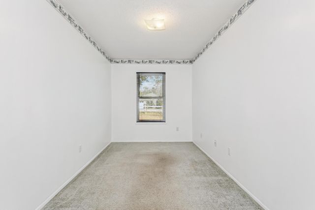 3146 Forrest Avenue, Crestview, FL 32539