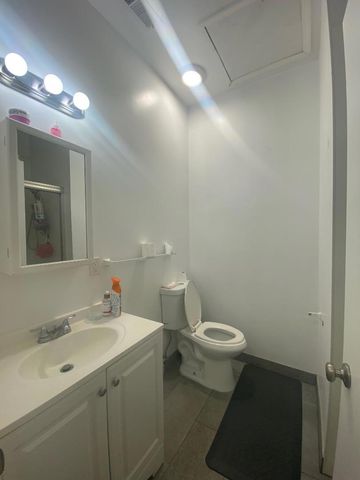 621 S 6th Street, San Jose, CA 95112