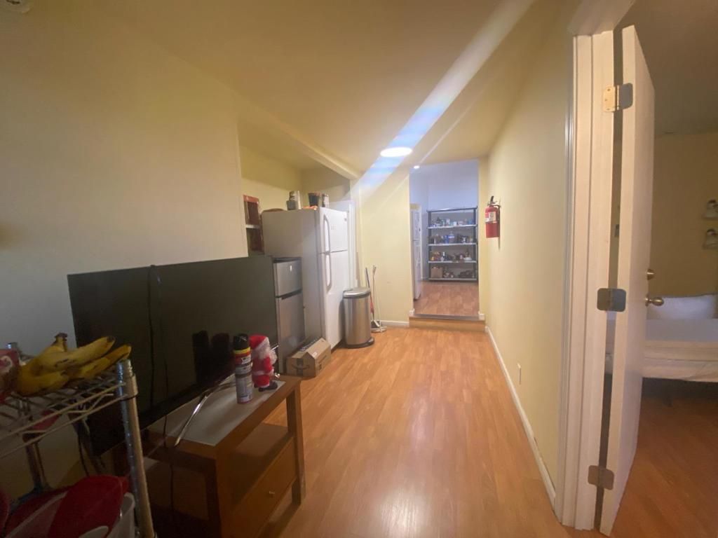 Image 14 of property listing at 621 S 6th Street, San Jose, CA 95112