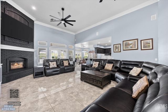 311 Saba Way, Bakersfield, CA 93314