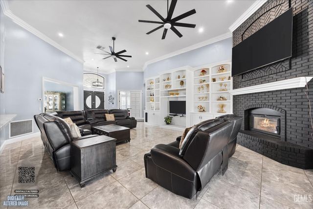 311 Saba Way, Bakersfield, CA 93314