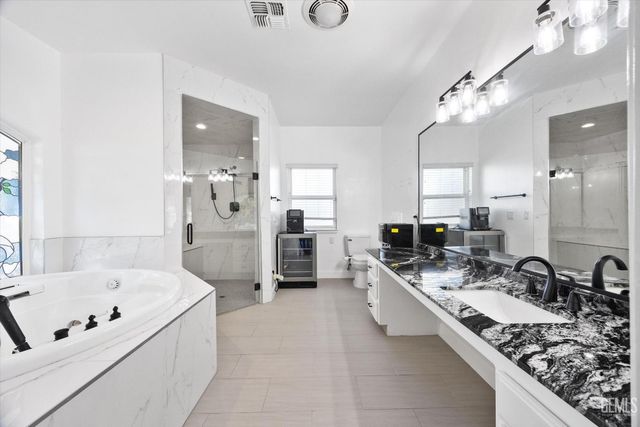 311 Saba Way, Bakersfield, CA 93314