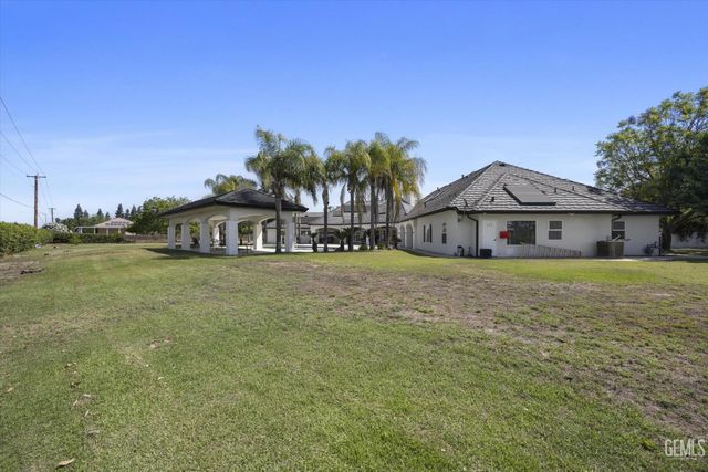 311 Saba Way, Bakersfield, CA 93314