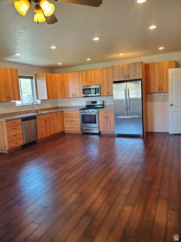 1518 W RIVER WILLOW CT, Bluffdale, UT 84065
