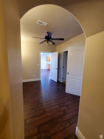 1518 W RIVER WILLOW CT, Bluffdale, UT 84065