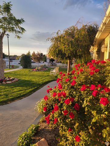 1518 W RIVER WILLOW CT, Bluffdale, UT 84065
