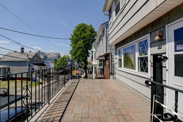 294 LEMBECK AVE, Jc, Greenville, NJ 07305