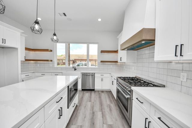 1818 West Street, Houston, TX 77026