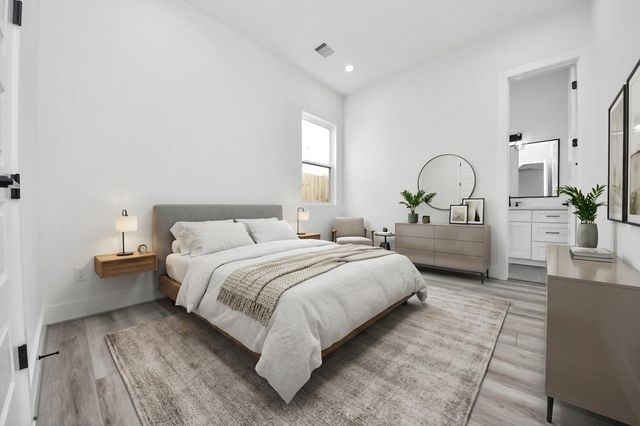 1818 West Street, Houston, TX 77026