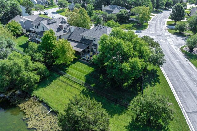 831 S Spring Hollow Dr, Wichita, KS 67230