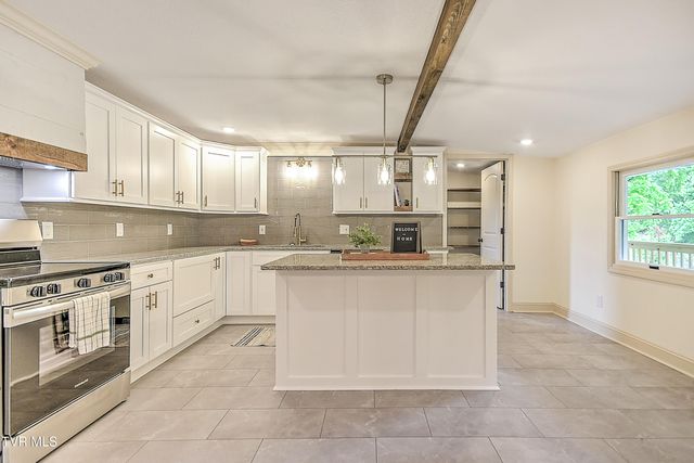 176 Burton France Road, Johnson City, TN 37604