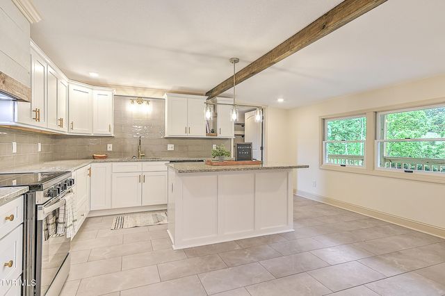 176 Burton France Road, Johnson City, TN 37604