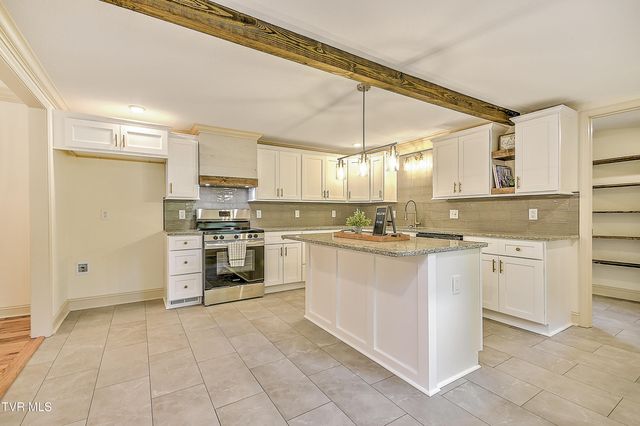 176 Burton France Road, Johnson City, TN 37604