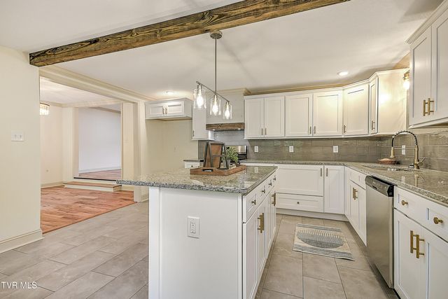 176 Burton France Road, Johnson City, TN 37604