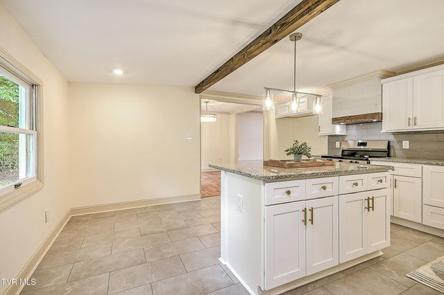 176 Burton France Road, Johnson City, TN 37604