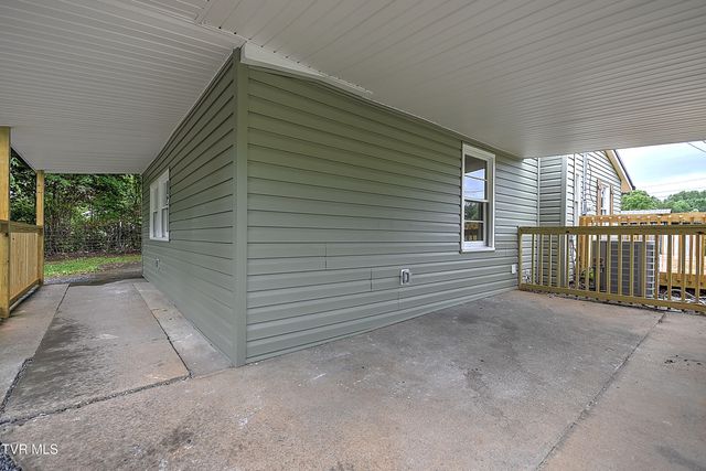 176 Burton France Road, Johnson City, TN 37604