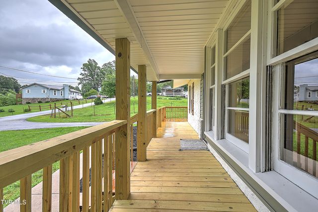 176 Burton France Road, Johnson City, TN 37604