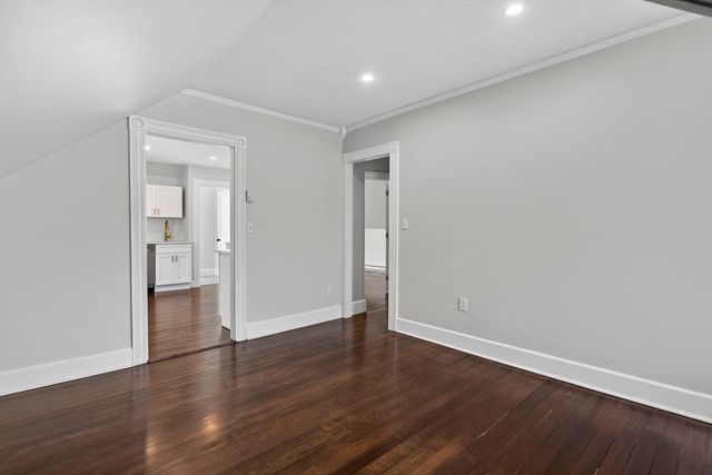 21 Dunlap Street 3, Salem, MA 01970