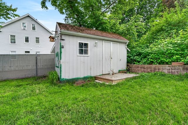 21 Dunlap Street 3, Salem, MA 01970