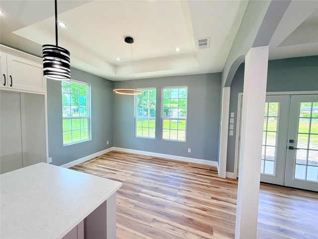 302 E Travis Street, Leonard, TX 75452