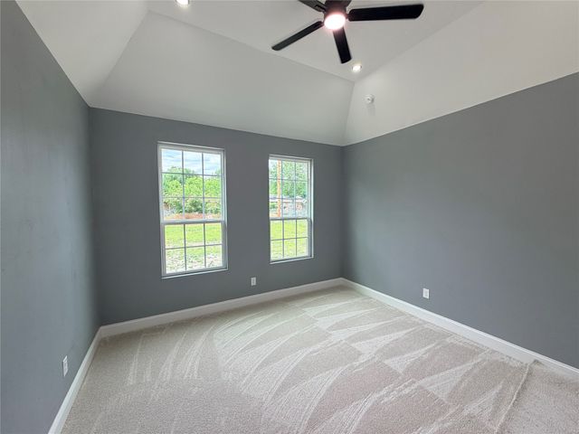 302 E Travis Street, Leonard, TX 75452