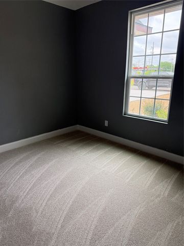 302 E Travis Street, Leonard, TX 75452