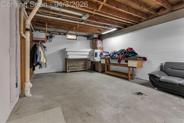 15135 CHURCHILL ST Street, Southgate, MI 48195