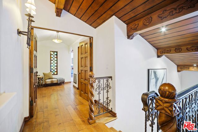 1274 N Clark Street, West Hollywood, CA 90069