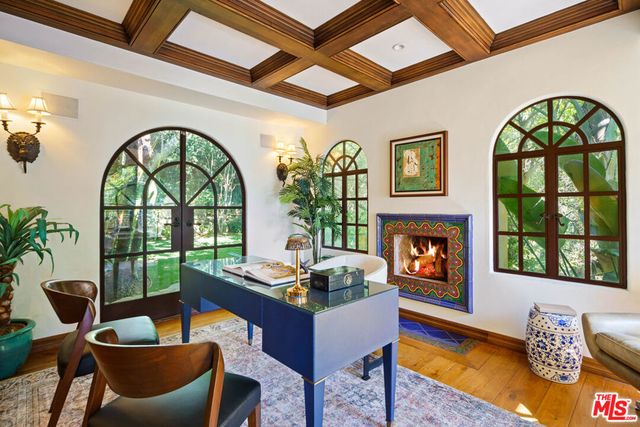 1274 N Clark Street, West Hollywood, CA 90069