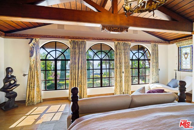 1274 N Clark Street, West Hollywood, CA 90069