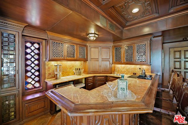 1274 N Clark Street, West Hollywood, CA 90069