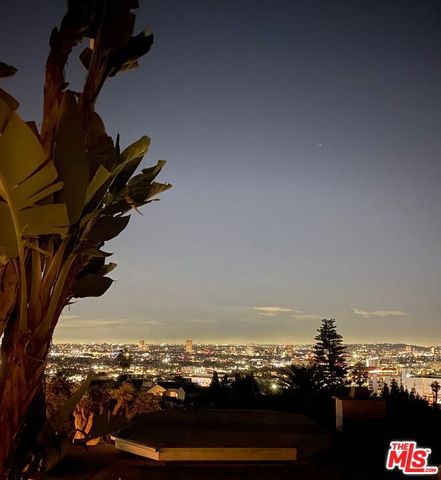 1274 N Clark Street, West Hollywood, CA 90069