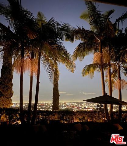 1274 N Clark Street, West Hollywood, CA 90069