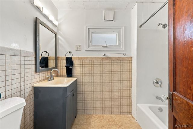 114 Laird Avenue, Buffalo, NY 14207