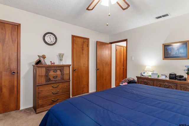 1508 Hideaway Ln W, Hideaway, TX 75771