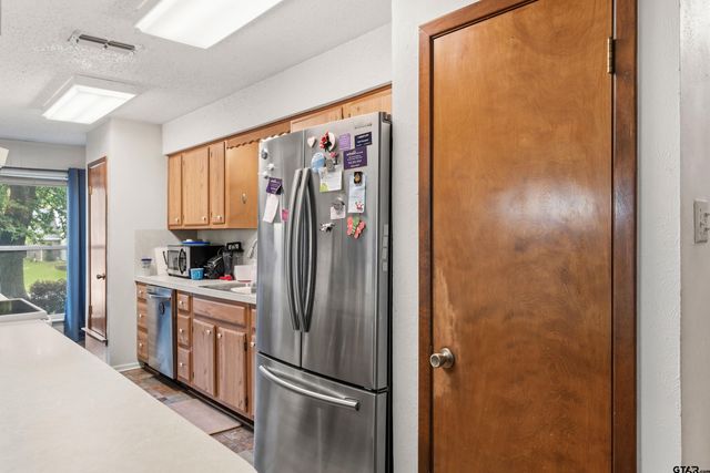 1508 Hideaway Ln W, Hideaway, TX 75771