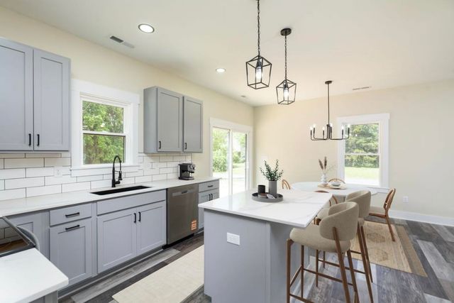 80 ANTRIM RD, Fishersville, VA 22939
