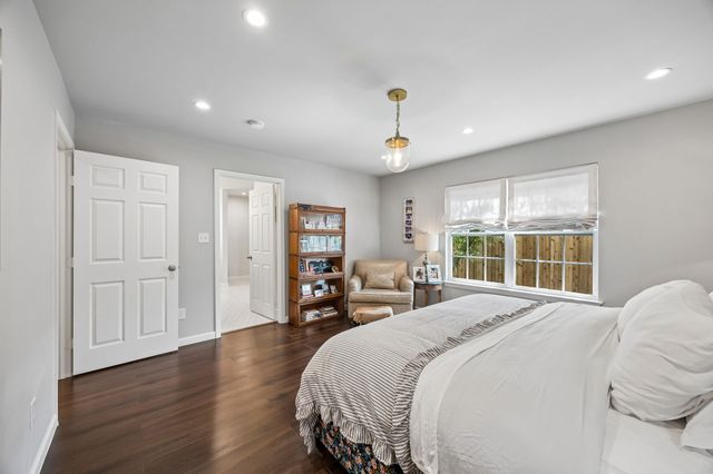 9422 Lenel Place, Dallas, TX 75220