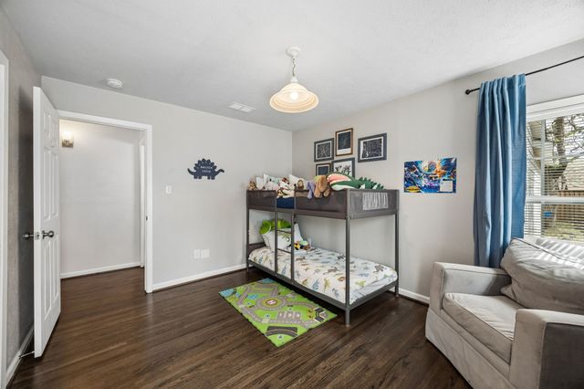 9422 Lenel Place, Dallas, TX 75220