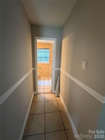 7101 Riding Trail Road, Charlotte, NC 28212