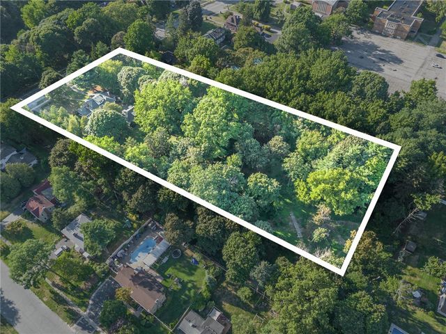 4430 Saint Paul Boulevard, Irondequoit, NY 14617