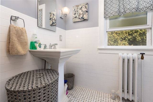 4430 Saint Paul Boulevard, Irondequoit, NY 14617