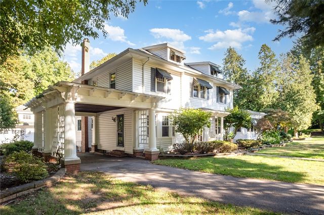 4430 Saint Paul Boulevard, Irondequoit, NY 14617