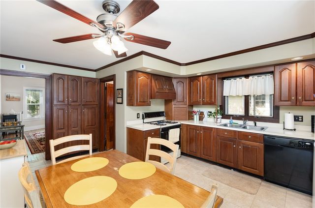 4430 Saint Paul Boulevard, Irondequoit, NY 14617