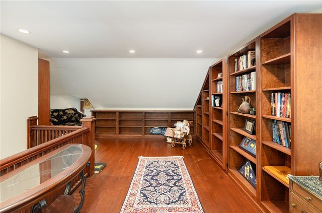 4430 Saint Paul Boulevard, Irondequoit, NY 14617