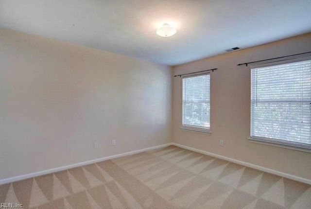141 Baker Farm DR, Hampton, VA 23666
